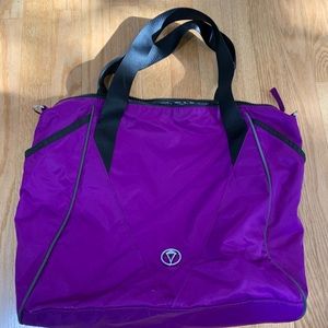 purple ivivva bag